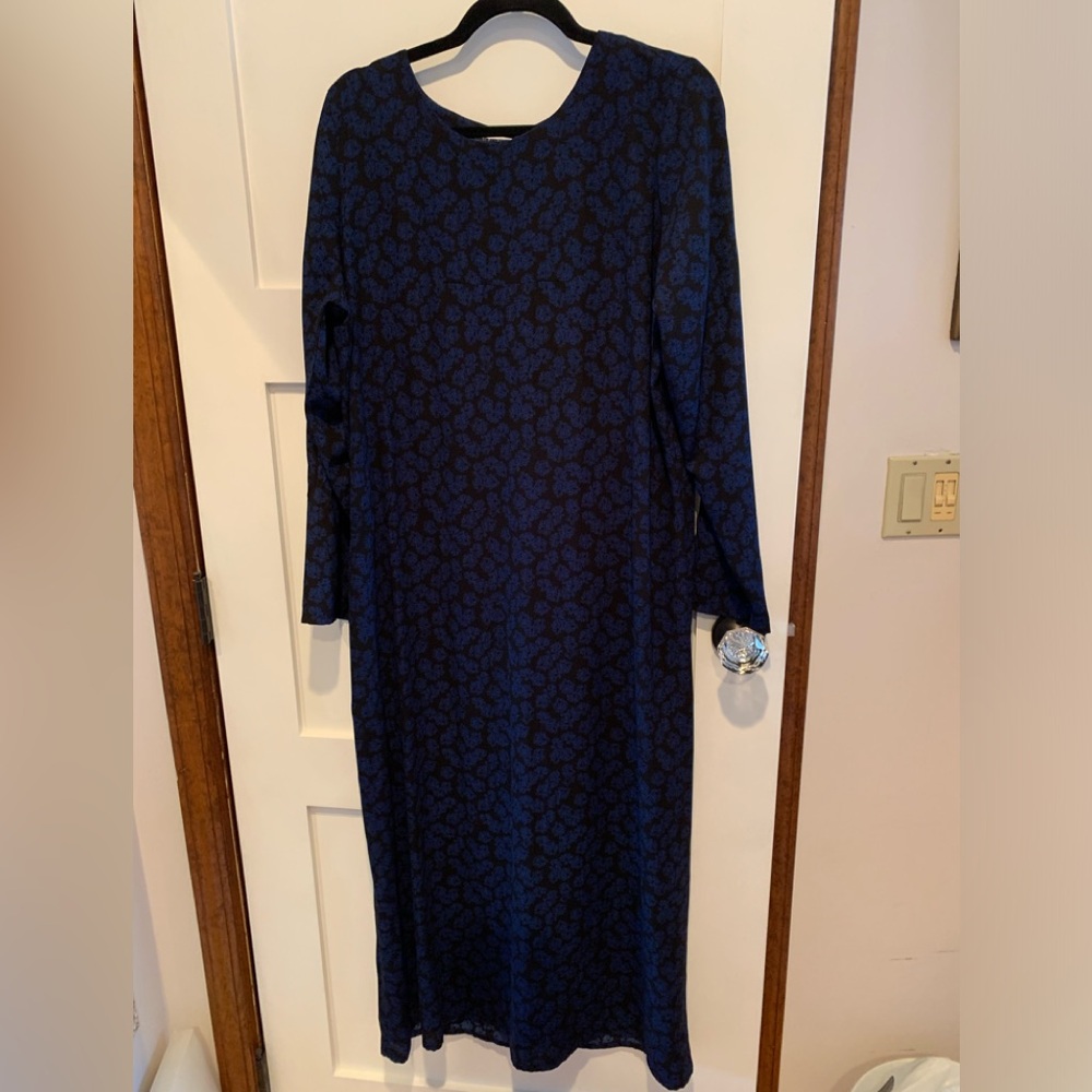Elizabeth and James Navy Floral Long-Sleeve Midi Dress size L EUC